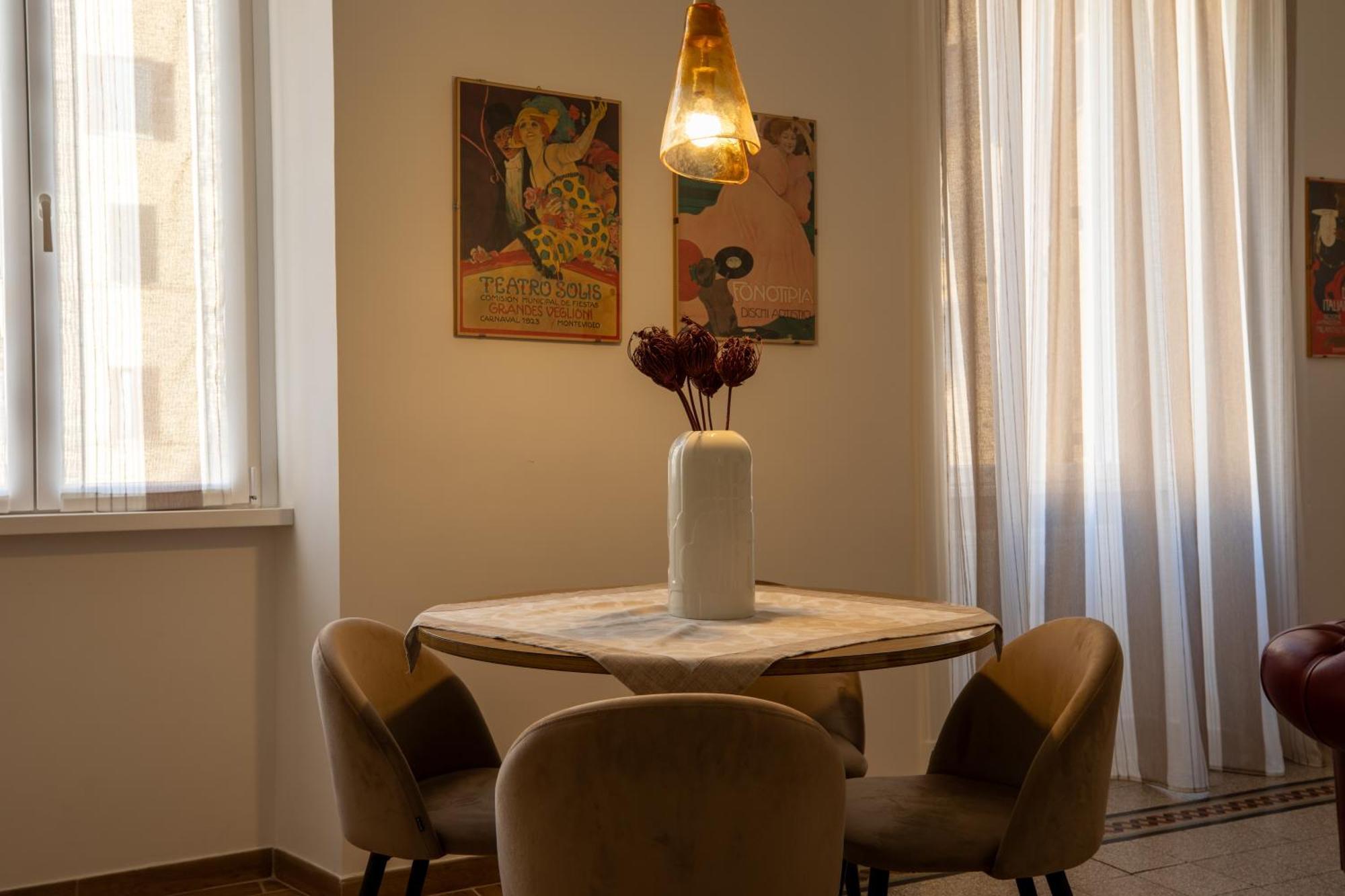 Urbanpiramide - Apartamento *